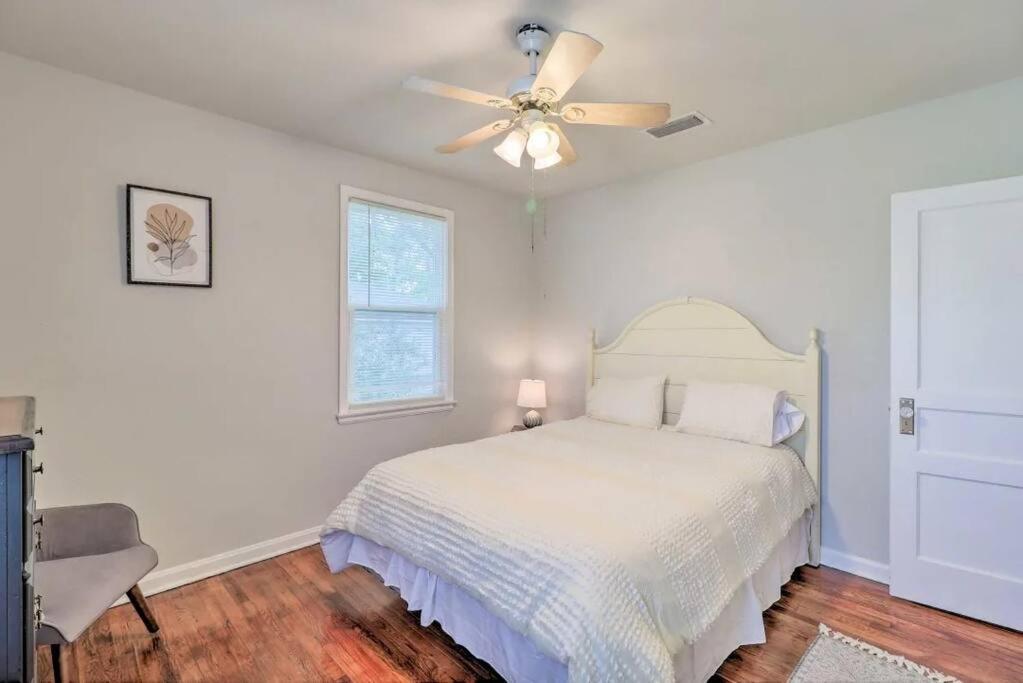 Pool Home Sleeps 6 With Large Fenced Yard Τζάκσονβιλ Εξωτερικό φωτογραφία