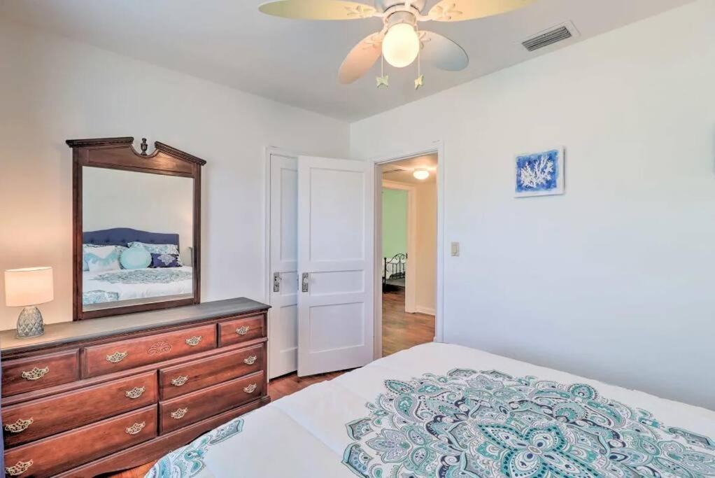 Pool Home Sleeps 6 With Large Fenced Yard Τζάκσονβιλ Εξωτερικό φωτογραφία